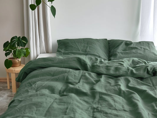Pine green pillowcase