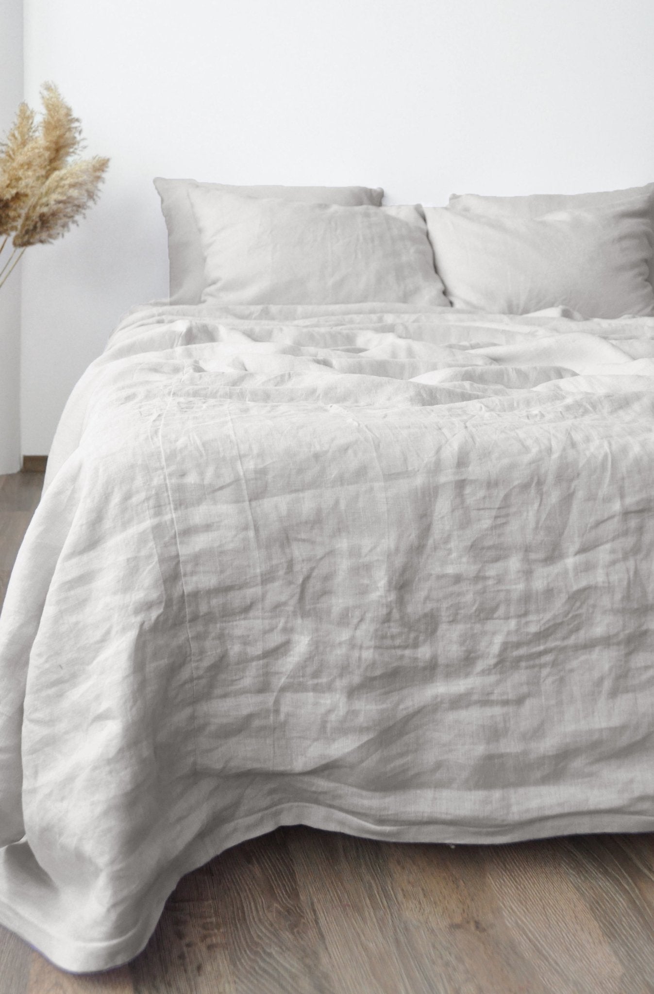 Light gray sheet set