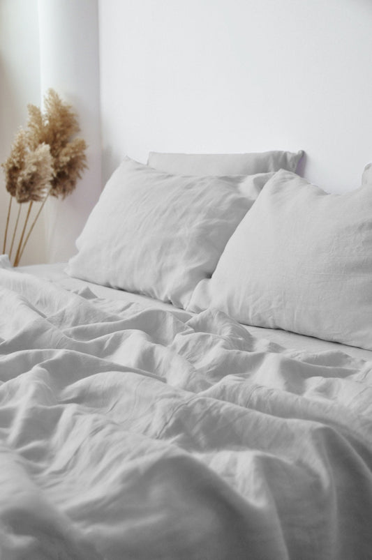 Light gray sheet set